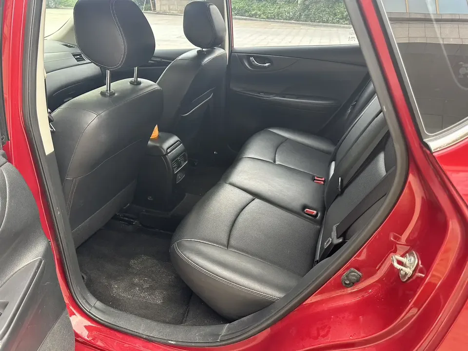 Nissan Tiida Tiida 2021 Tiida 2021 1.6L CVT Cool Edition 2022 — thumbnail 3