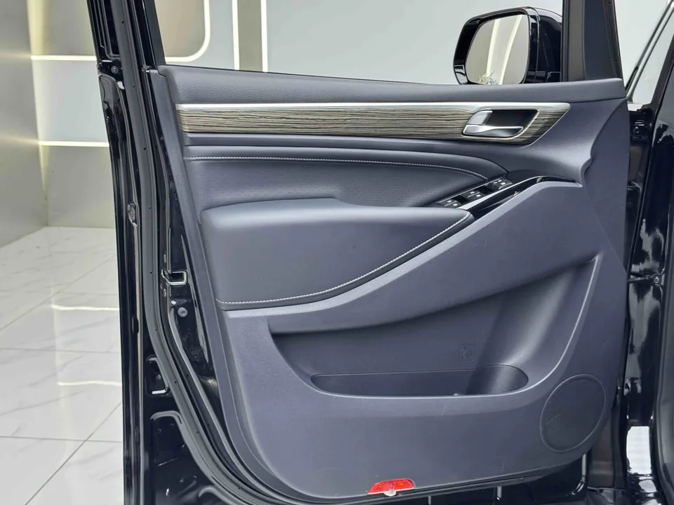GAC Trumpchi M8 Lingxiu Series 390T Premium Edition 2024 — миниатюра 3