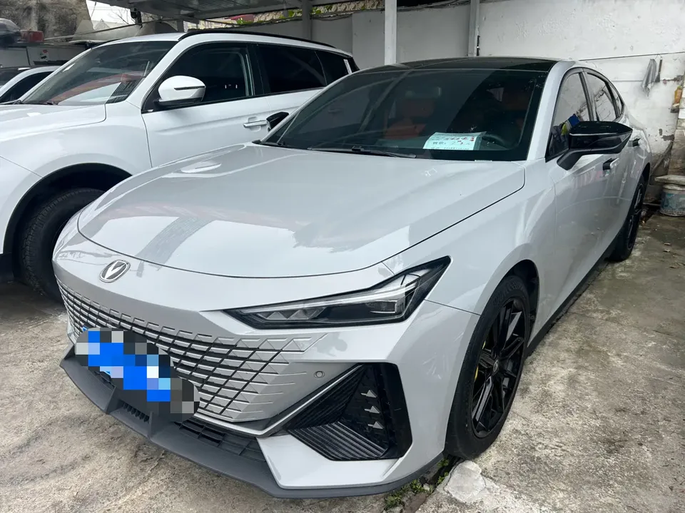 Changan UNI-V 2022
