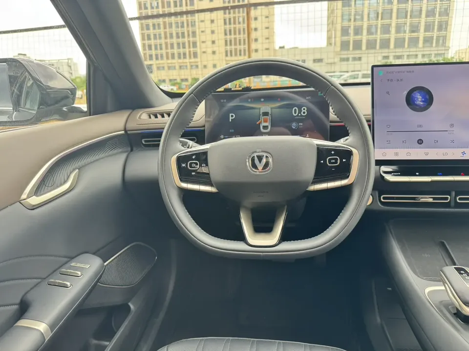 Changan Escape Escape 2026 2026 Yidong fourth-generation 1.5T DCT 500Bar Smart Edition 2025 — thumbnail 3