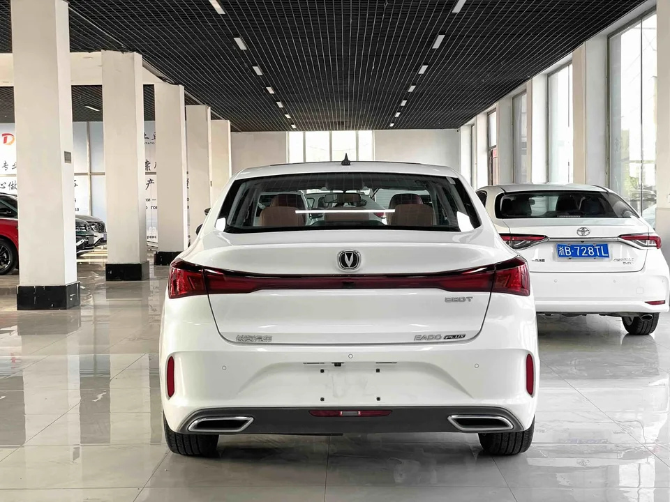 Changan Escape Eado PLUS Blue Whale NE 1.4T GDI DCT Flagship Model 2022 — миниатюра 2