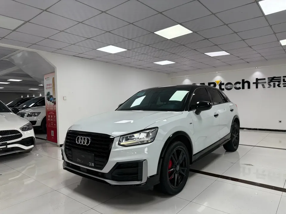 Audi Q2L Q2L 2021 Audi Q2L 2021 35TFSI aggressive and dynamic model 2022 — photo 1, buy with delivery to Moscow