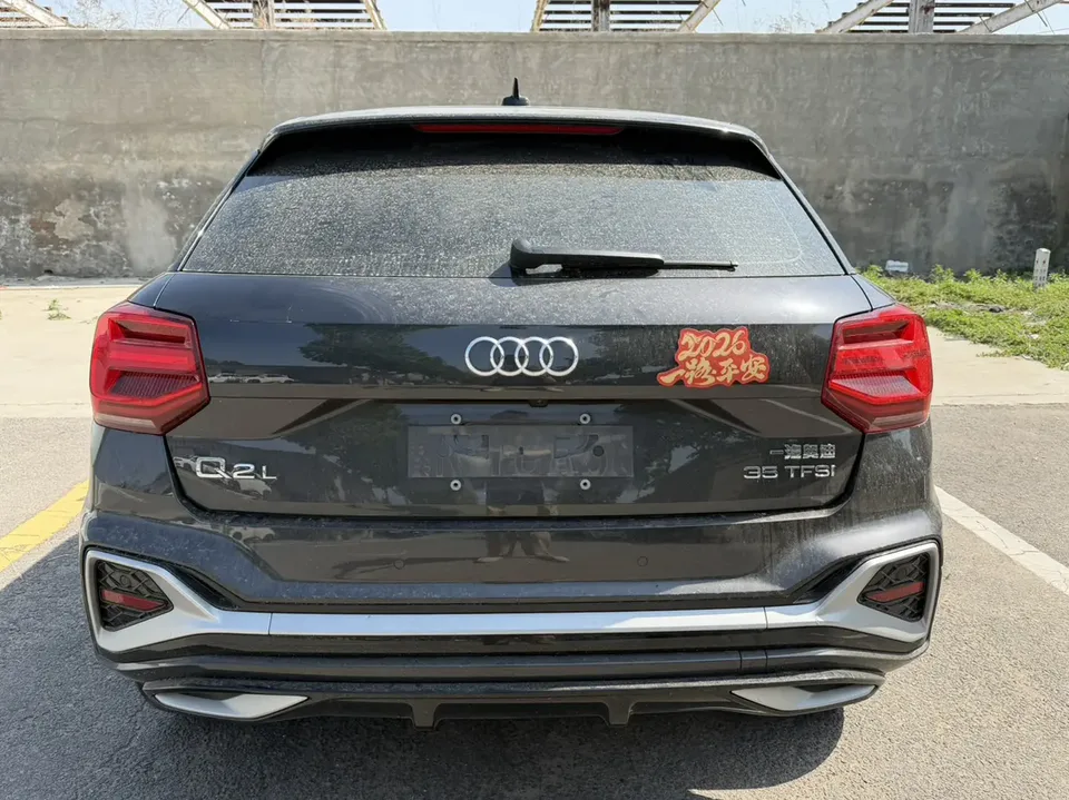 Audi Q2L Audi Q2L 2022 35 TFSI Fashion Dynamic Edition 2022 — миниатюра 2