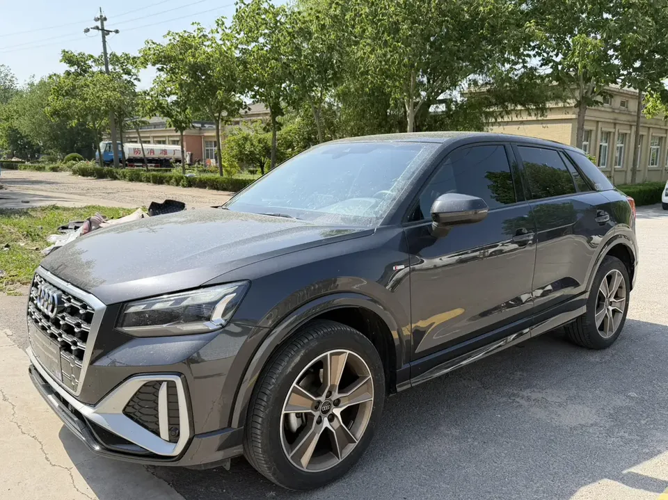 Audi Q2L Audi Q2L 2022 35 TFSI Fashion Dynamic Edition 2022 — фото 1, купить с доставкой в Москву
