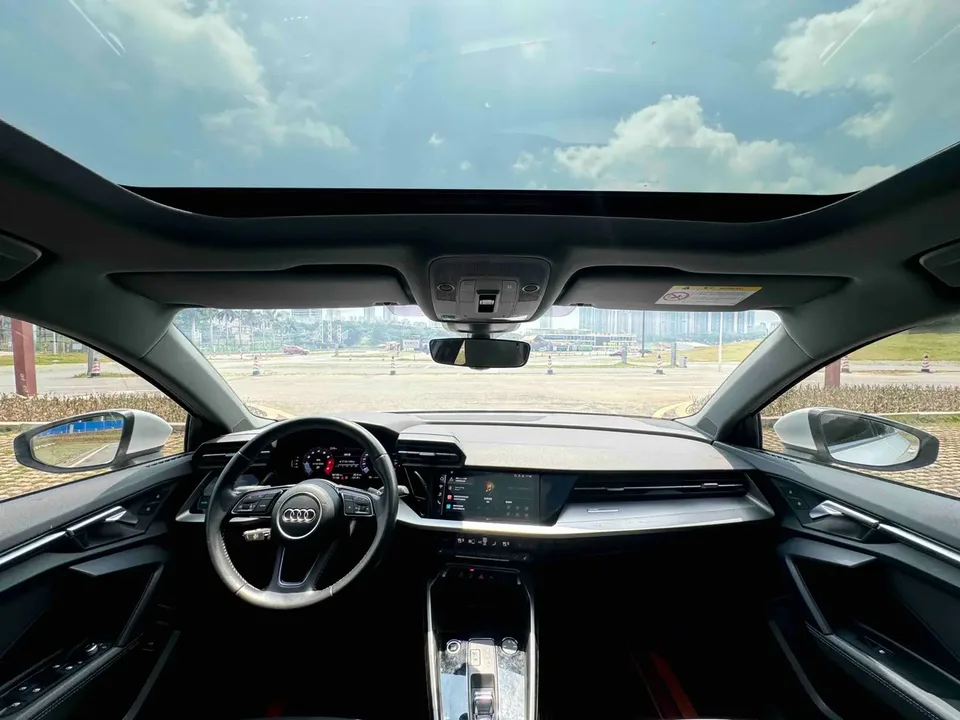 Audi A3 Sportback 35 TFSI stylish and sporty 2022 — миниатюра 5