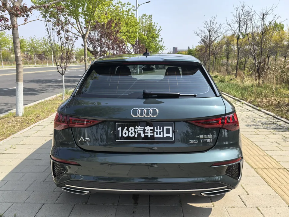 Audi A3 facelift Sportback 35 TFSI stylish and sporty 2023 — миниатюра 2