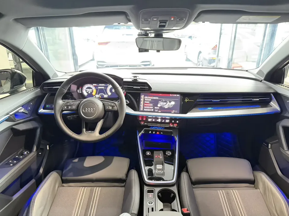 Audi A3 A3 2023 facelift A3L Limousine 35 TFSI stylish and sporty 2023 — thumbnail 5