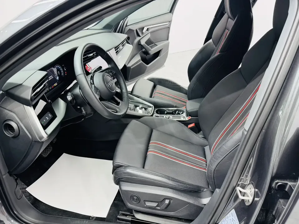 Audi A3 Audi A3 2022 Sportback 35 TFSI Stylish and sporty 2022 — миниатюра 4
