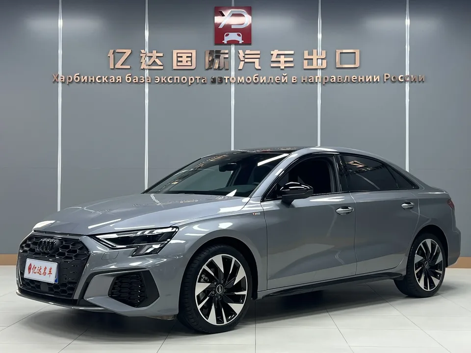Audi A3 A3L Limousine 35 TFSI Fashion Sports 2022 — фото 1, купить с доставкой в Москву