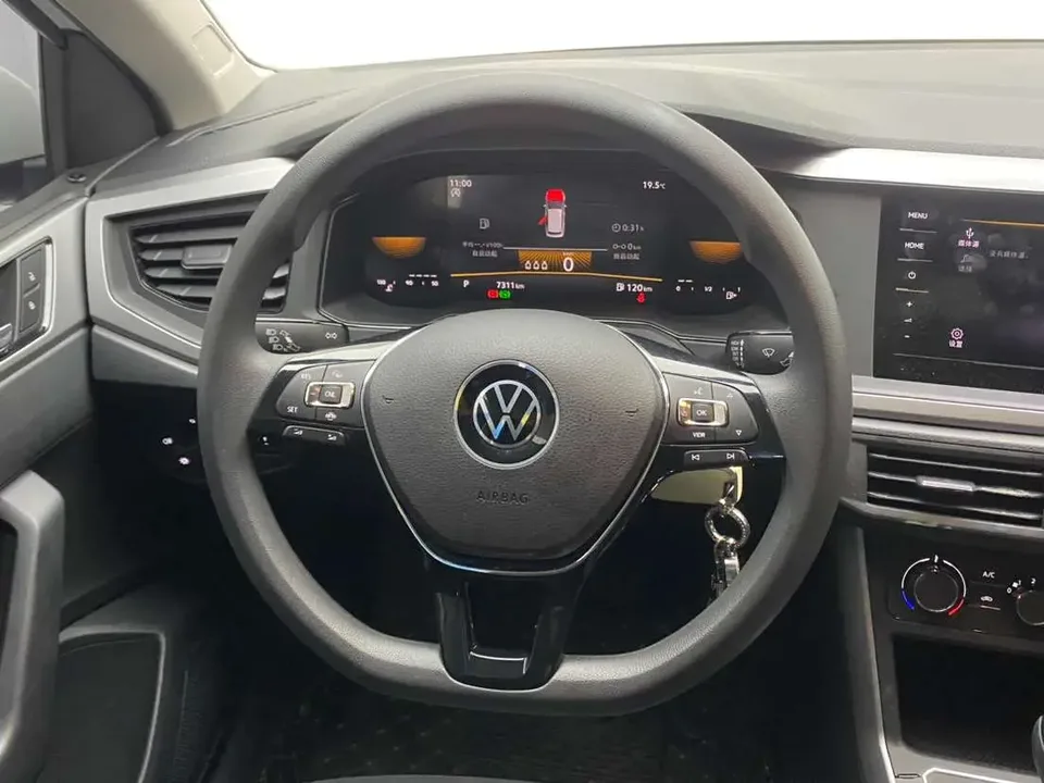 Volkswagen Polo Polo 2023 Polo 2023 Plus 1.5L Automatic LOHAS Edition 2023 — thumbnail 4