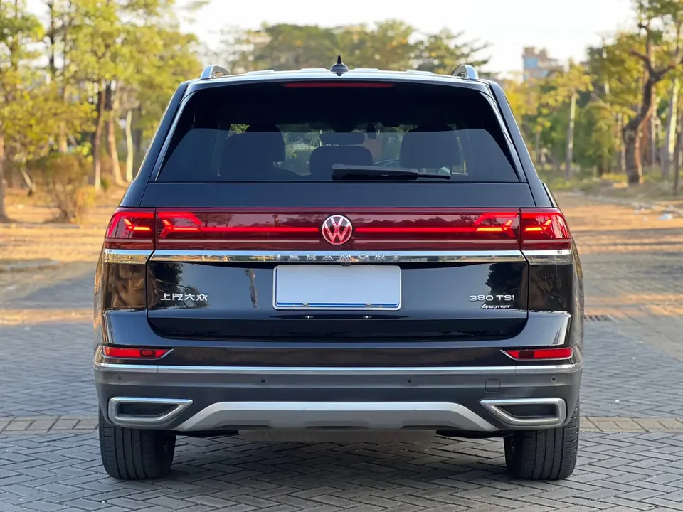 Volkswagen Teramont Tuang 2021 330TSI 2WD Luxury Edition 2022 — thumbnail 2