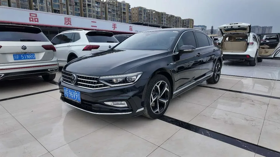 Volkswagen Magotan 2023