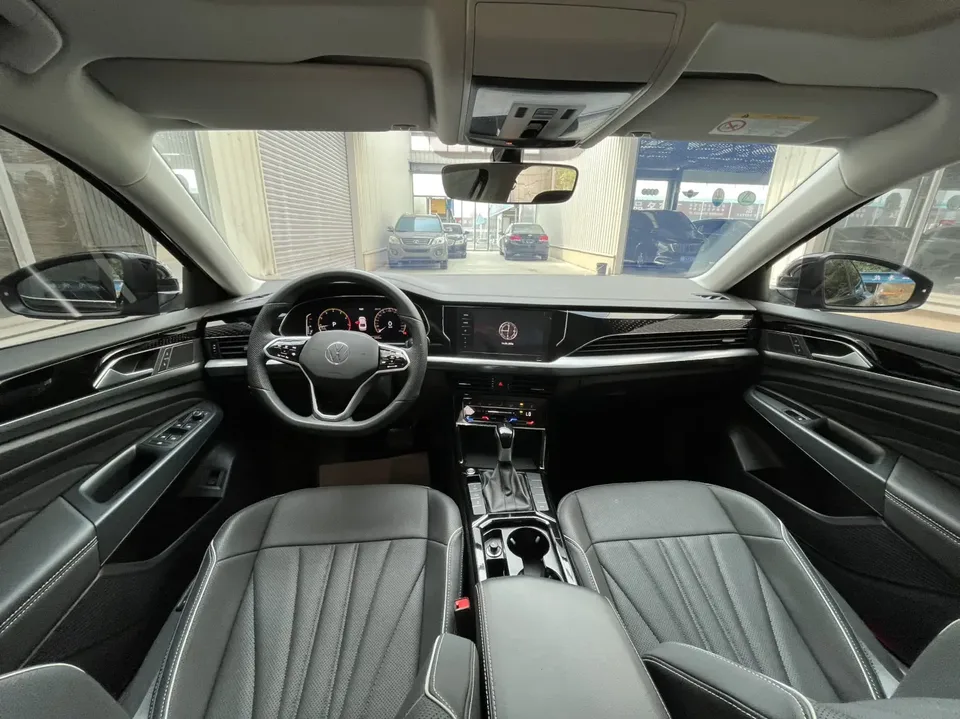 Volkswagen Passat Passat 2024 380TSI Elite Edition 2024 — миниатюра 5
