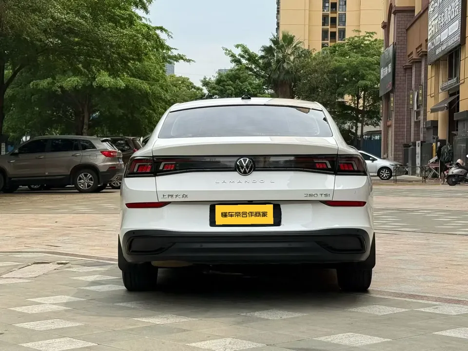 Volkswagen Lamando Lingdu 2023 Lingdu L 280TSI DSG Hot Edition 2023 — thumbnail 4