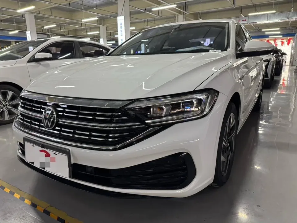 Volkswagen Sagitar 2023