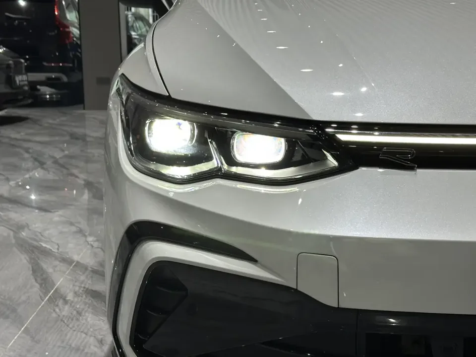 Volkswagen Golf Golf 2021 280TSI DSG R-Line 2022 — миниатюра 3