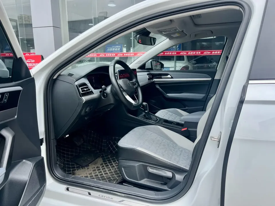 Volkswagen Lavida Lavida 2023 Lavida 2023 280TSI DSG Full Edition 2023 — thumbnail 5