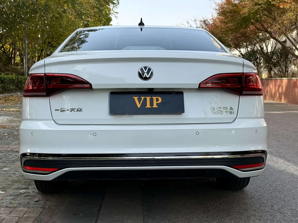 Volkswagen Bora Bora 2023 200TSI DSG Smart Edition 2023 — миниатюра 2