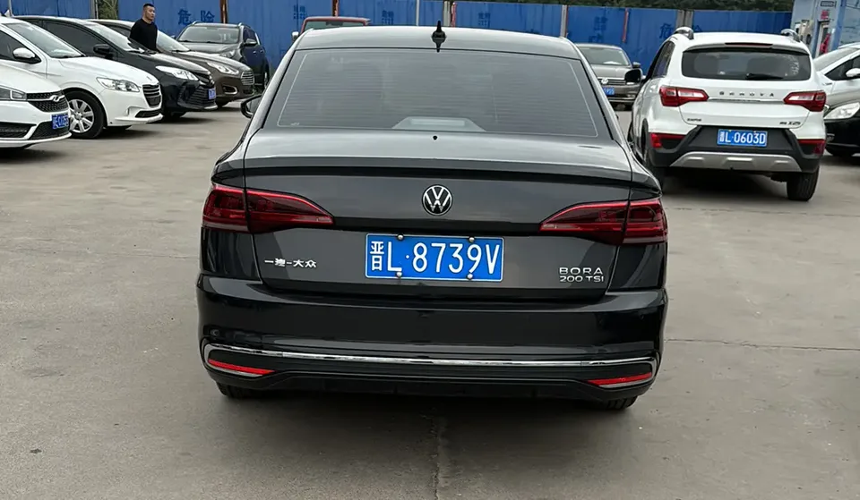 Volkswagen Bora Bora 2024 200TSI DSG Joy Edition 2024 — thumbnail 4