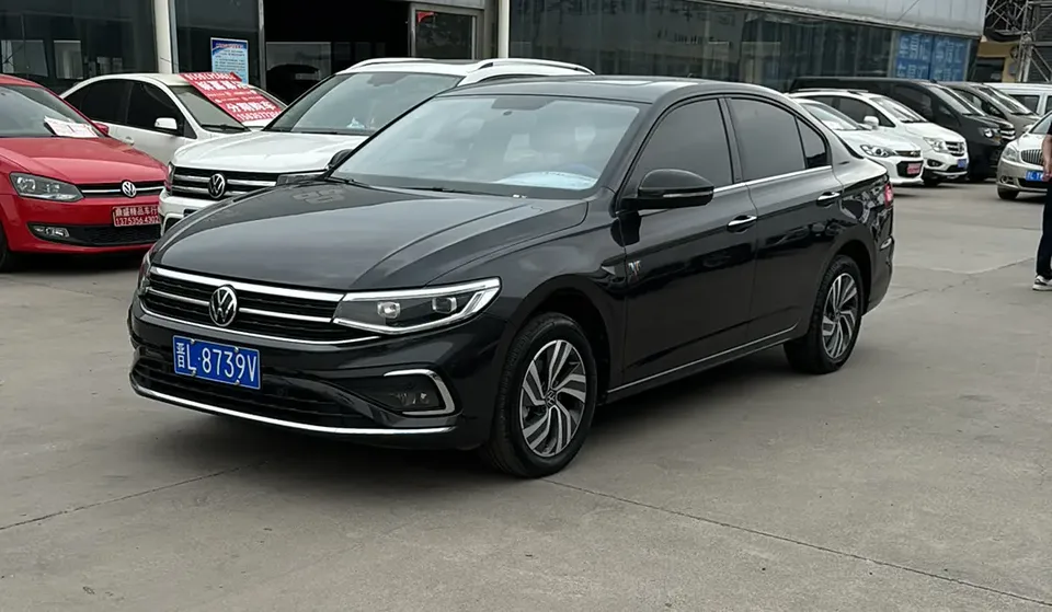 Volkswagen Bora Bora 2024 200TSI DSG Joy Edition 2024 — photo 1, buy with delivery to Moscow