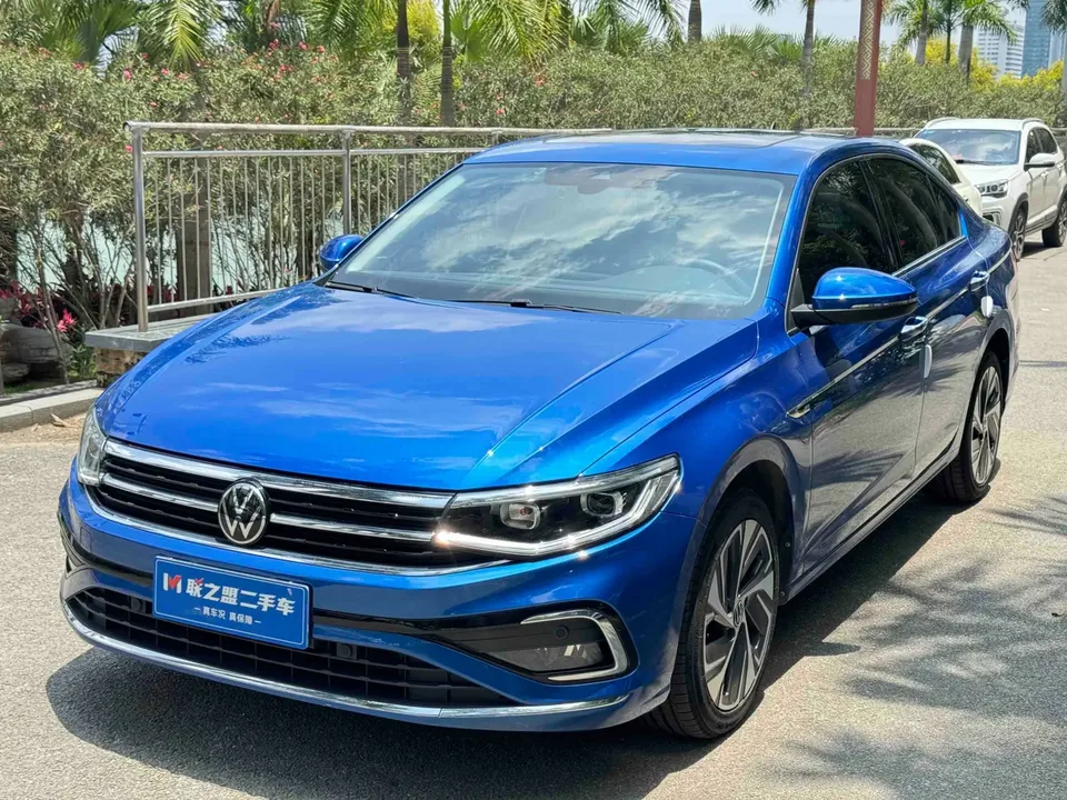 Volkswagen Bora Bora 2023 Bora 2023 280TSI DSG Premium Edition 2022 — photo 1, buy with delivery to Moscow