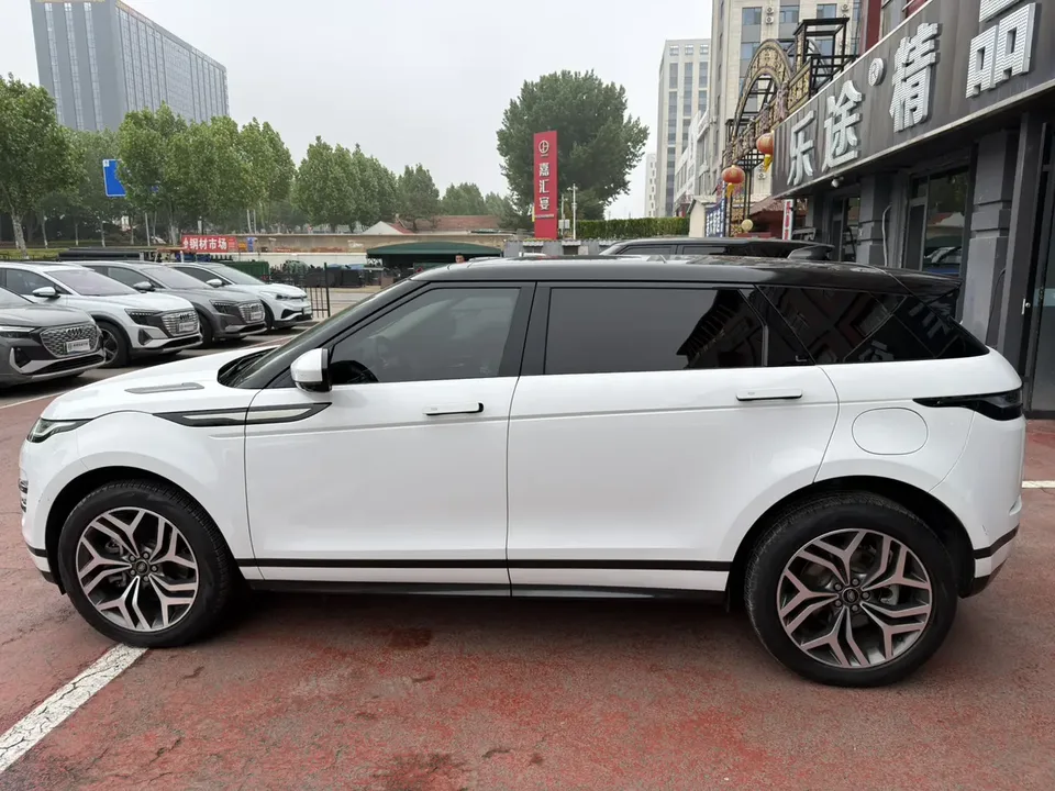 Land Rover Range Rover Evoque PHEV Evoque L P300e Plug-in Electric Hybrid 2023 — миниатюра 3