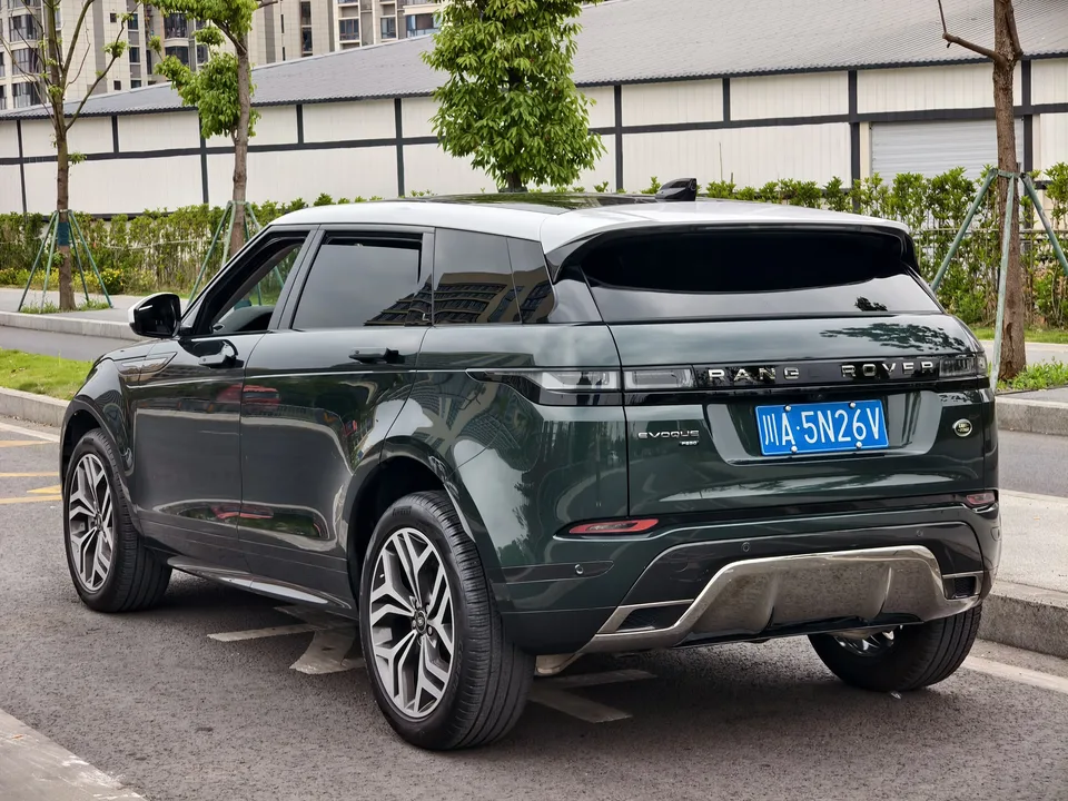Land Rover Range Rover Evoque Aurora L 249PS R-Dynamic Luxury Edition 2024 — миниатюра 2