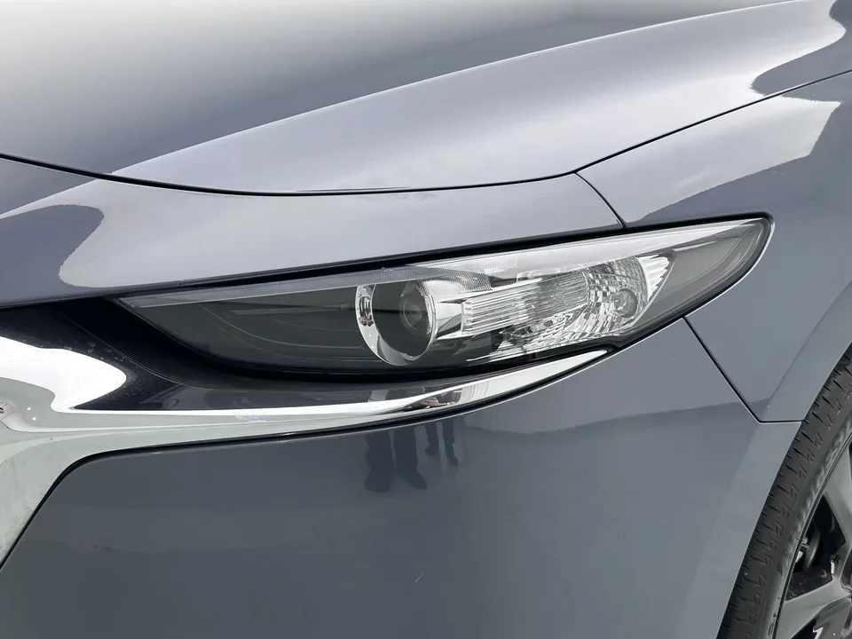 Mazda Axela 2.0L Automatic Elegant Edition 2023 — миниатюра 4