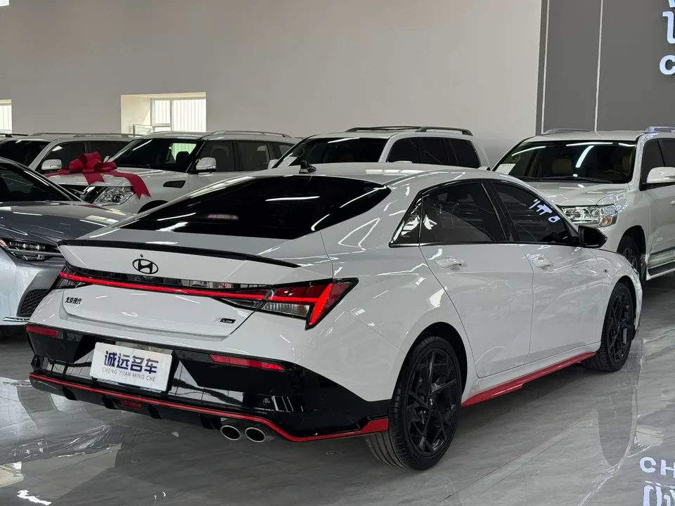 Hyundai Elantra 1.4T DCT LUX Premium Edition N Line 2025 — миниатюра 5