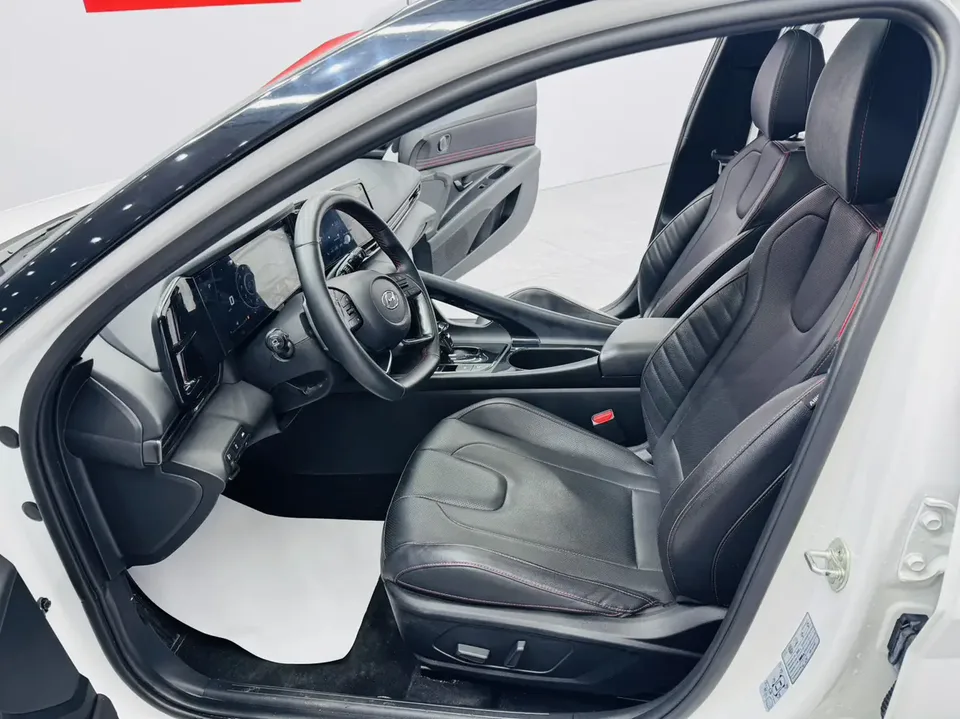 Hyundai Elantra 1.4T DCT TOP flagship version N Line 2023 — миниатюра 4