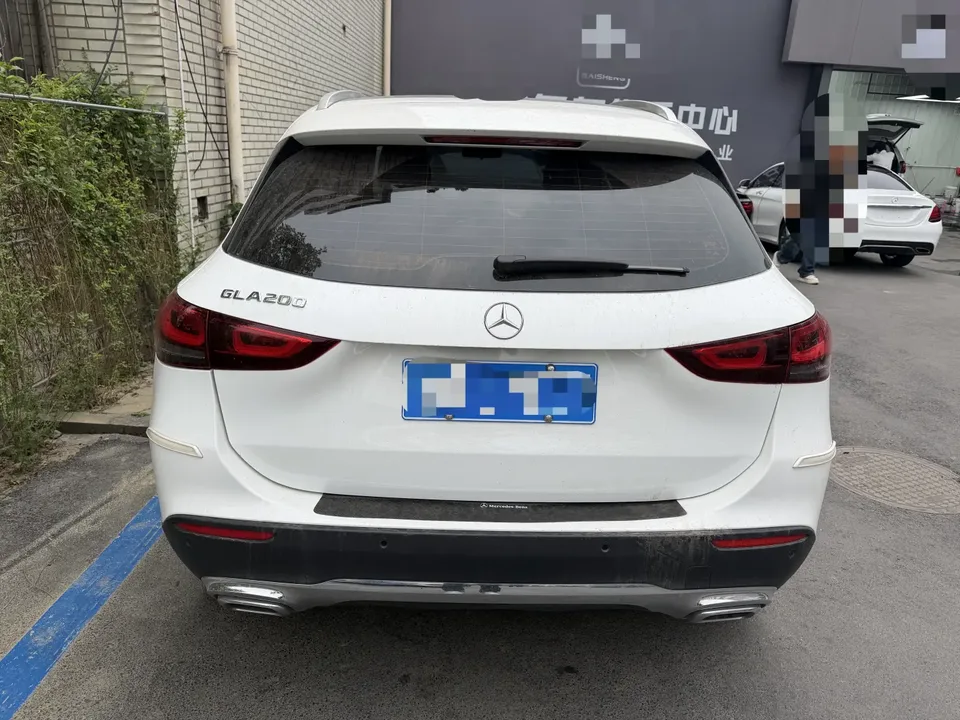 Mercedes-Benz GLA Mercedes-Benz GLA 2022 GLA 200 2022 — миниатюра 4