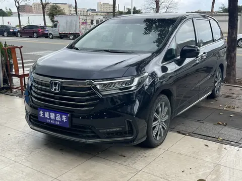 Honda Odyssey 2023 buy in Moscow