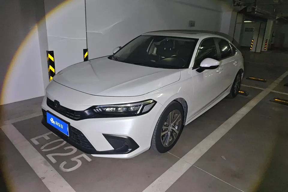 Honda CIVIC 2024