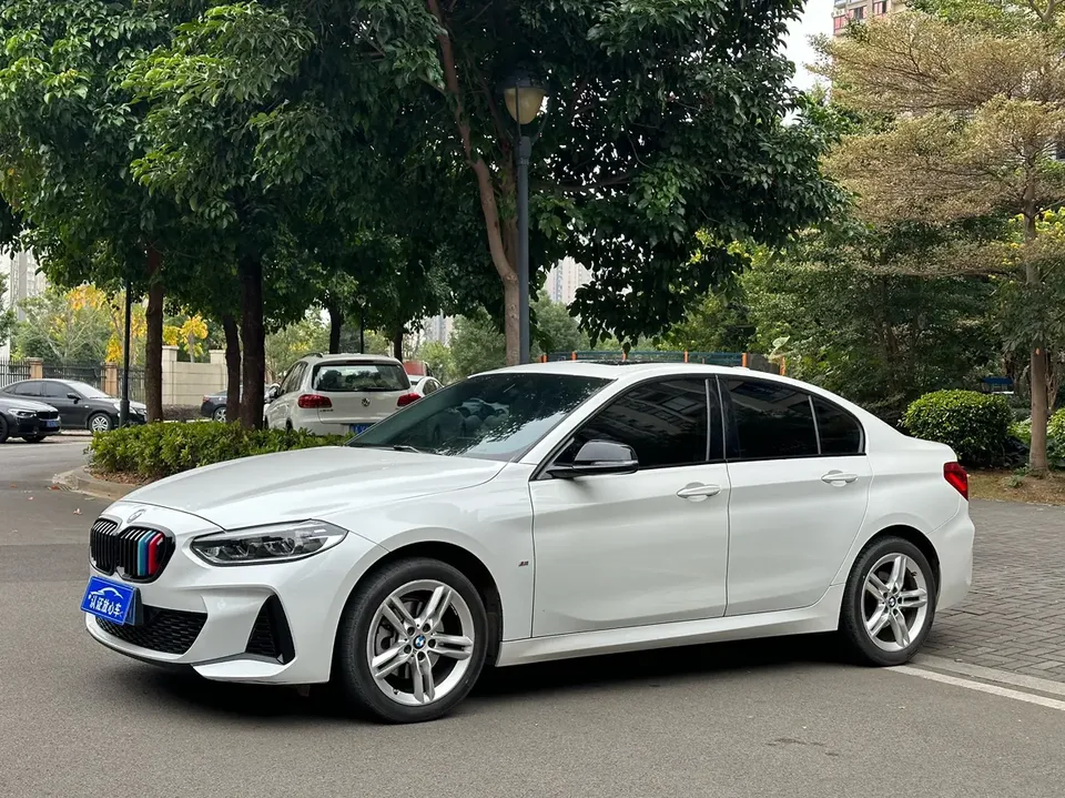 BMW 1 Series 2022