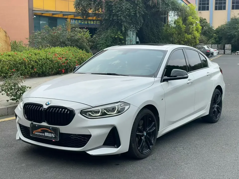 BMW 1 Series 2023