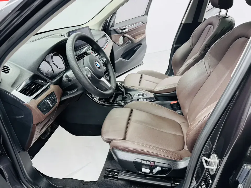 BMW X1 BMW X1 2022 sDrive20Li Exclusive Model 2022 — миниатюра 4