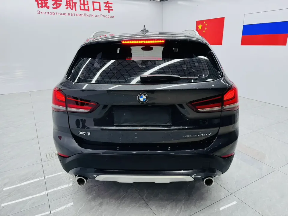 BMW X1 BMW X1 2022 sDrive20Li Exclusive Model 2022 — миниатюра 5