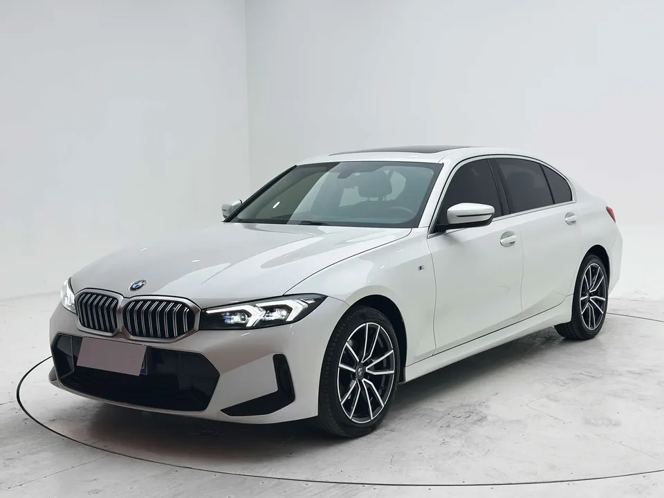 BMW 3 Series 2022