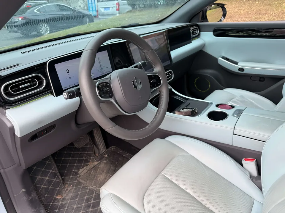 Leapmotor Zero running C01 Extended Range 216 Comfort Edition 2024 — миниатюра 3