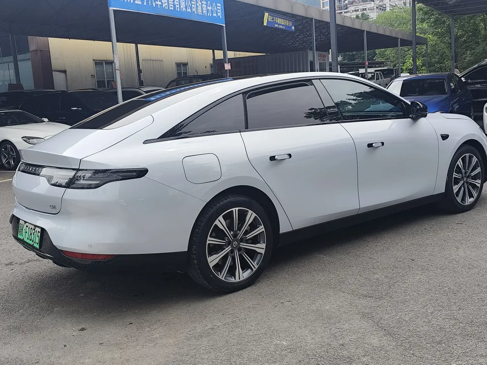 Leapmotor Zero running C01 Extended Range 216 Comfort Edition 2024 — миниатюра 2