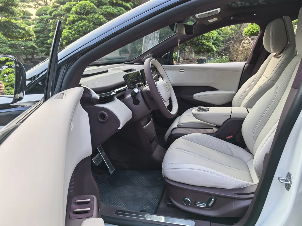 Zeekr X YOU version four-seat rear drive 2023 — миниатюра 4