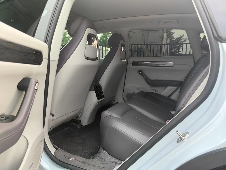 Leapmotor Zero running C11 Extended Range 300 Smart Edition 2024 — миниатюра 4