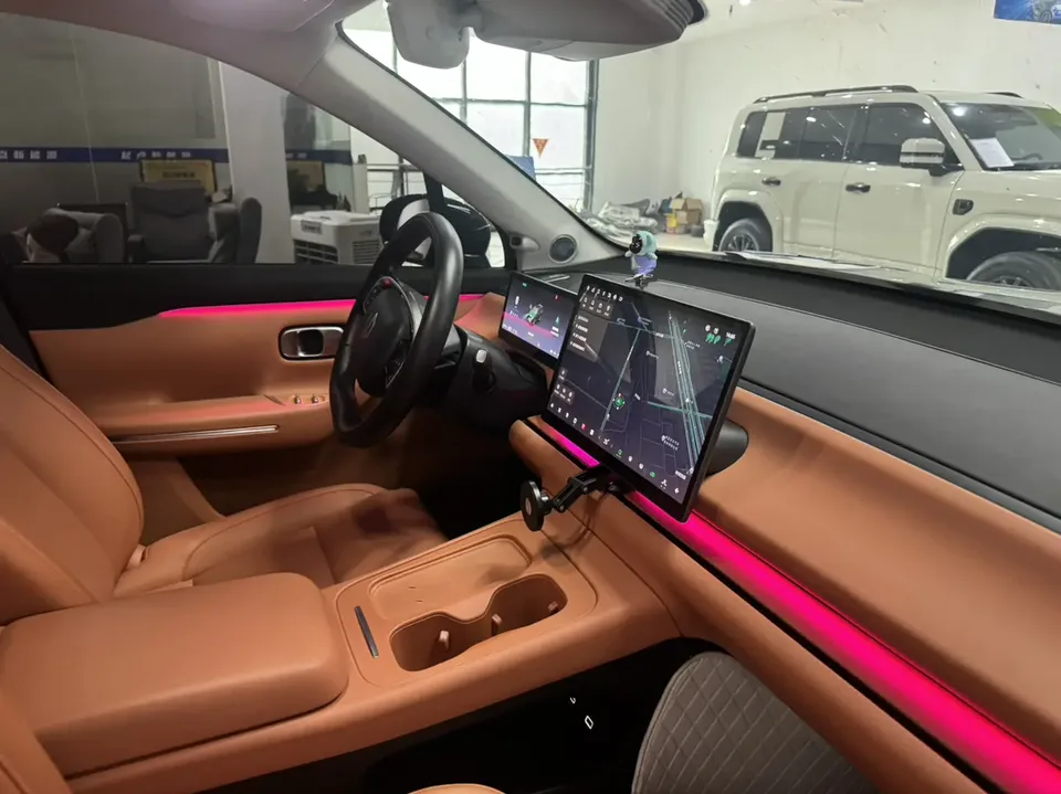 Leapmotor C16 pure electric version 520 LiDAR version 2024 — миниатюра 2