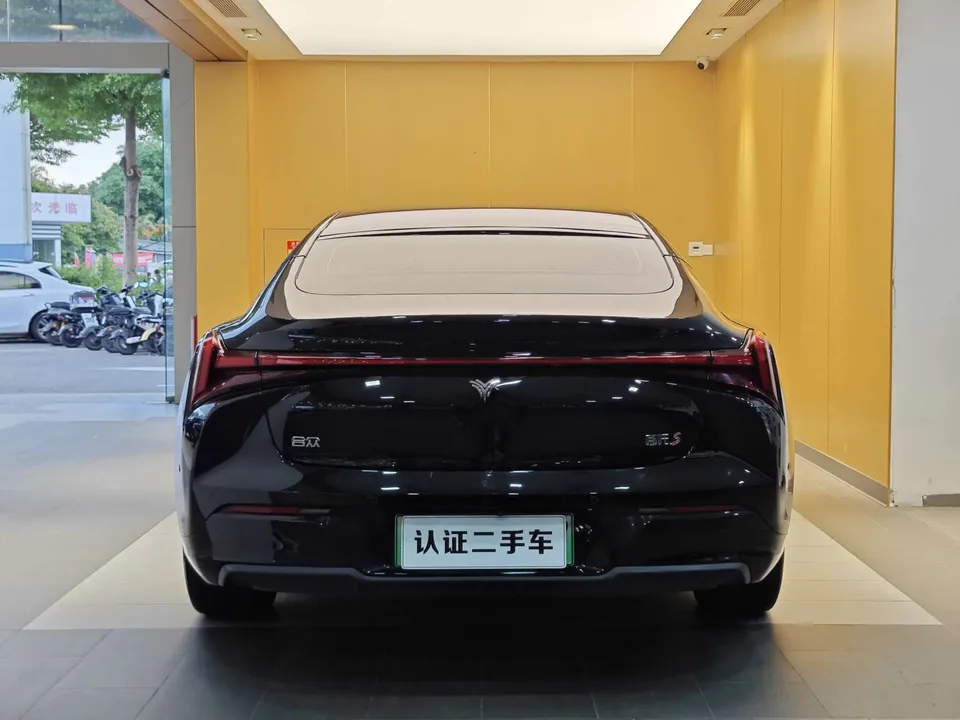 Hozon Neta S Nezha S 2024 Nezha S 2024 Extended Range 1060 Edition 2023 — миниатюра 2