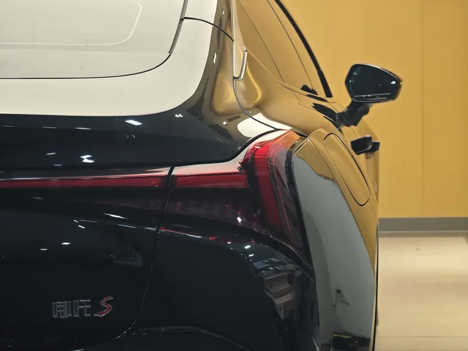 Hozon Neta S Nezha S 2024 Nezha S 2024 Extended Range 1060 Edition 2023 — миниатюра 3