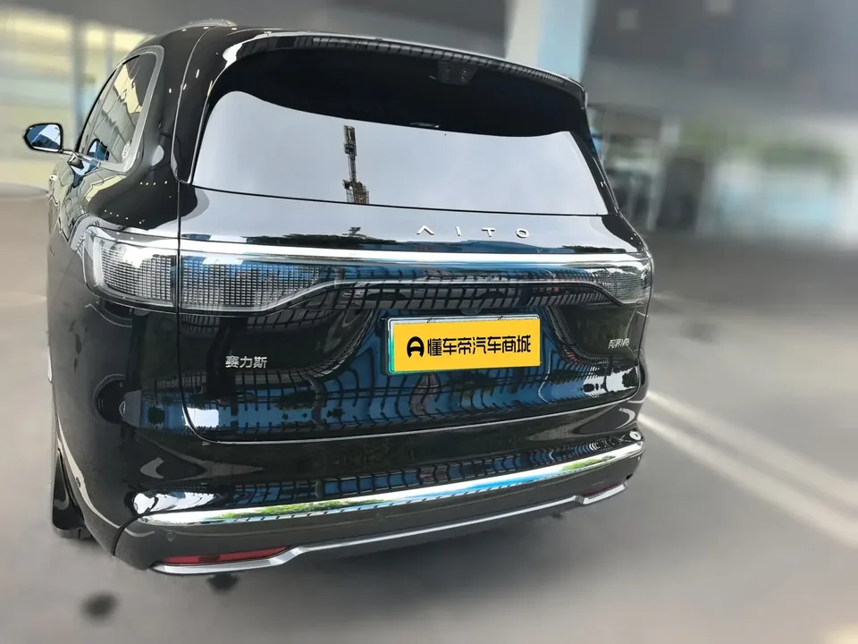 AITO QJM8 QJM8 2025 Range Extended Max+ 6-seat 4WD version (192-line LiDAR) 2026 — thumbnail 2