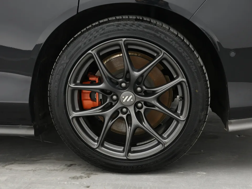 Zhiji L6 2025
