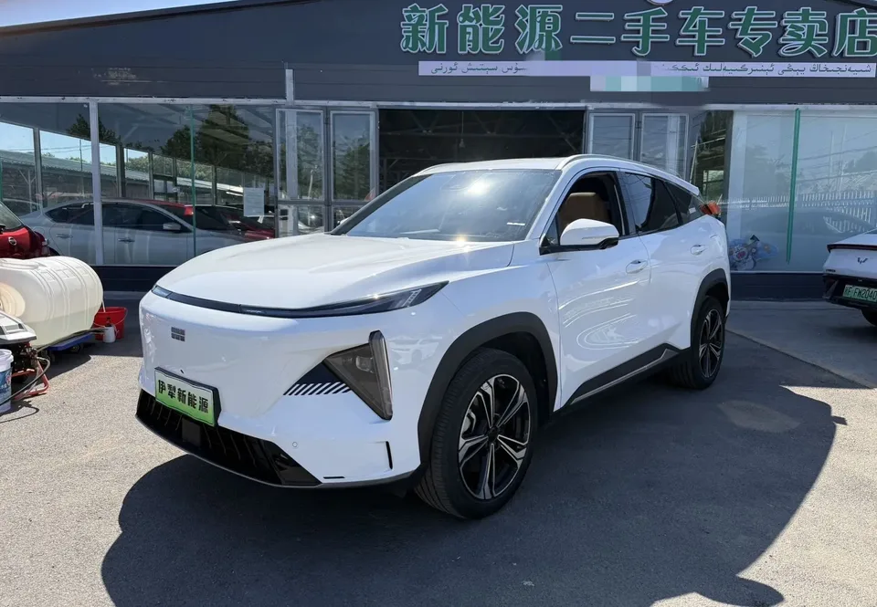 Geely Galaxy L7 2024