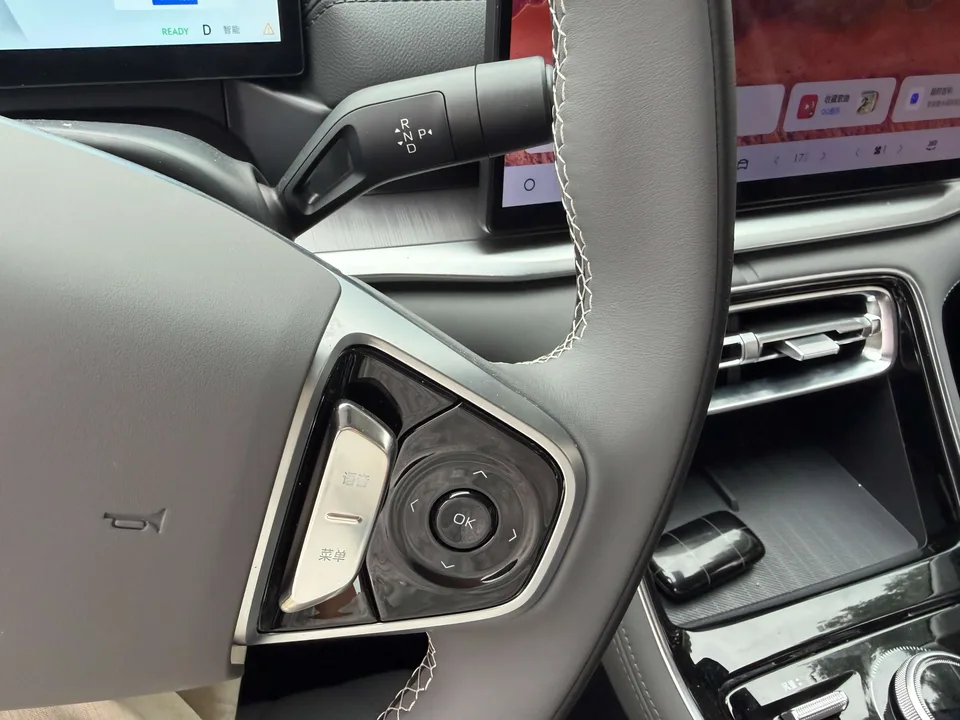 Geely Galaxy A7 EM Galaxy A7 EM 2025 70km Luxury Edition 2025 — thumbnail 3