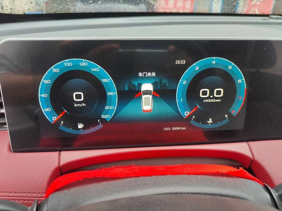 Jetour Jietu X70 PLUS JETOUR X70 PLUS 2023 1.5T DCT Brave PLUS 5-seater 2023 — миниатюра 5
